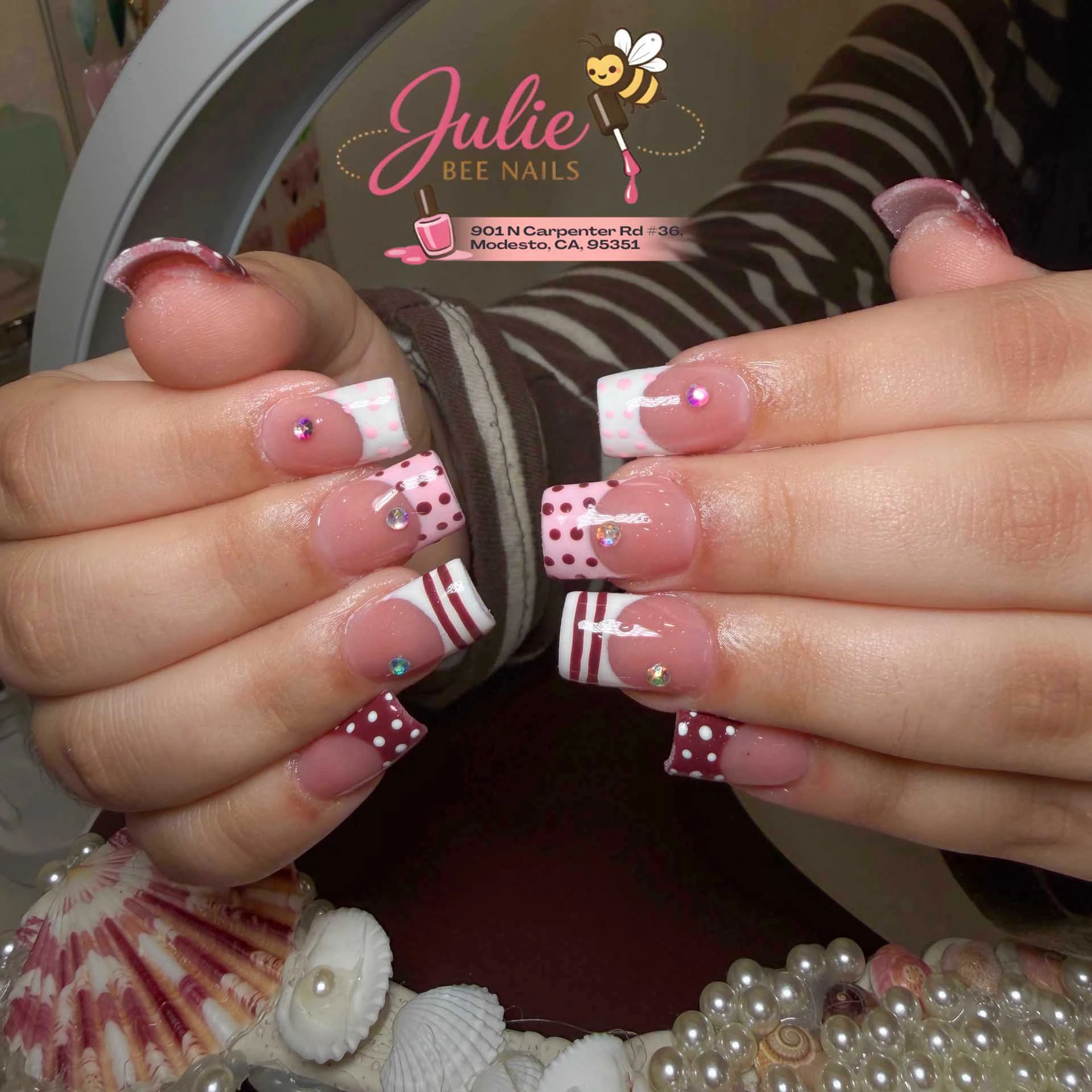 Elegant nails